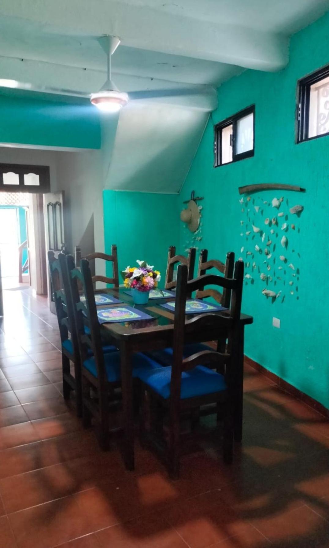 Malecon Beach House In Progreso 1 Block From Beach Ngoại thất bức ảnh