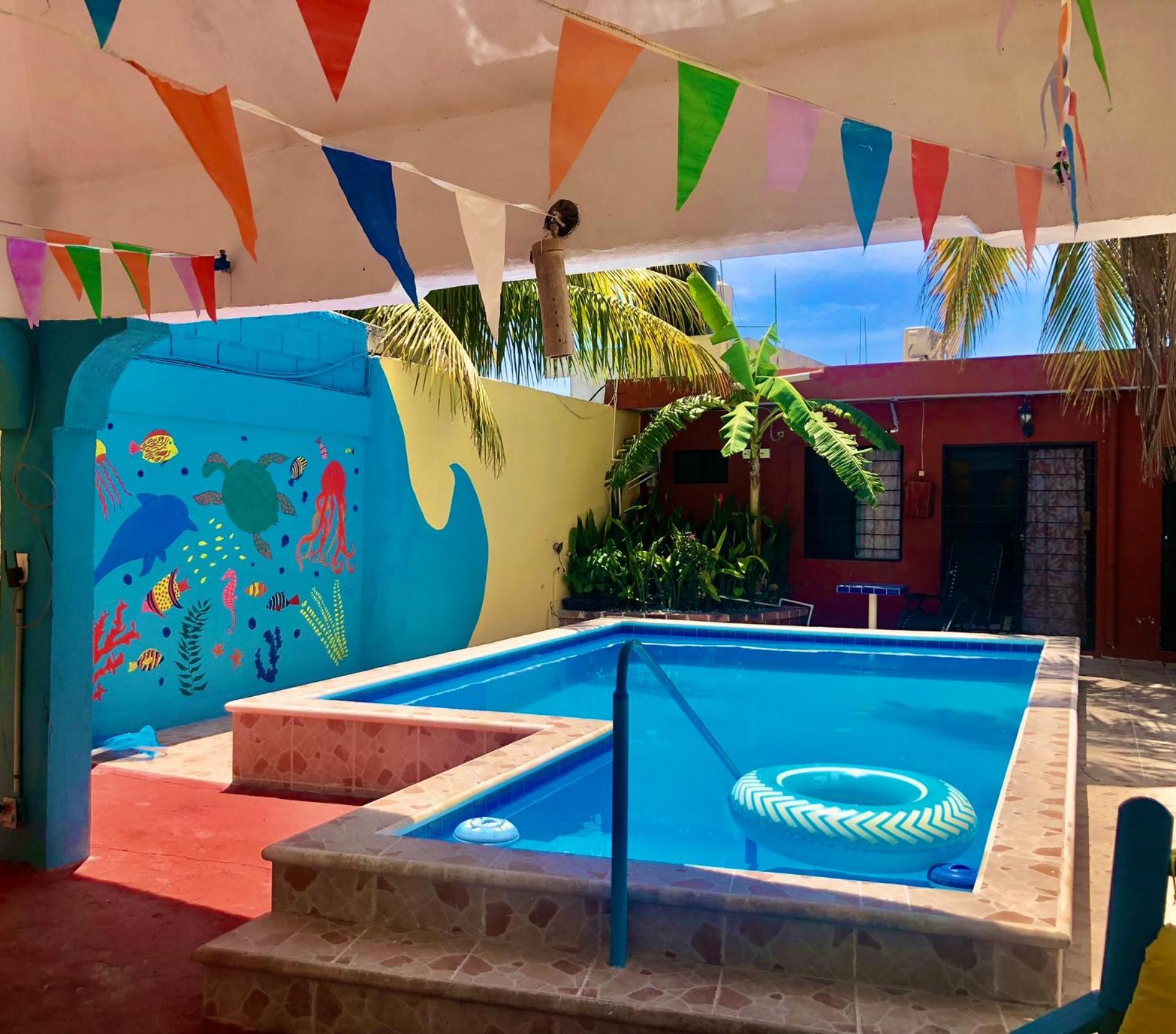 Malecon Beach House In Progreso 1 Block From Beach Ngoại thất bức ảnh